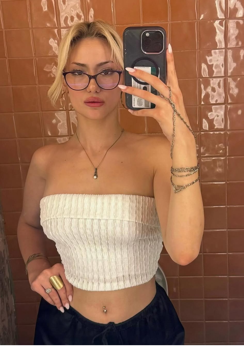 Amasra Kültürlü Partner Escort Bayan Nihal